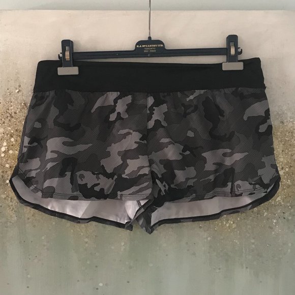 Nike Nessa Shorts (NWT) - Picture 5 of 8